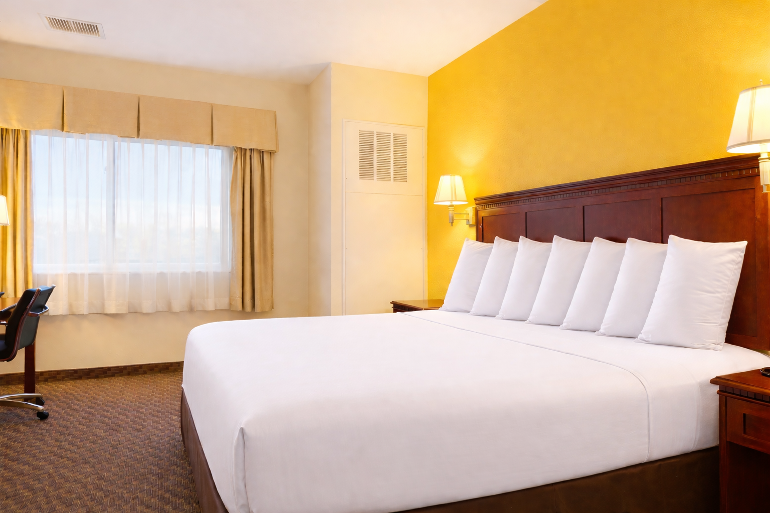 Well-Furnished Guest Rooms