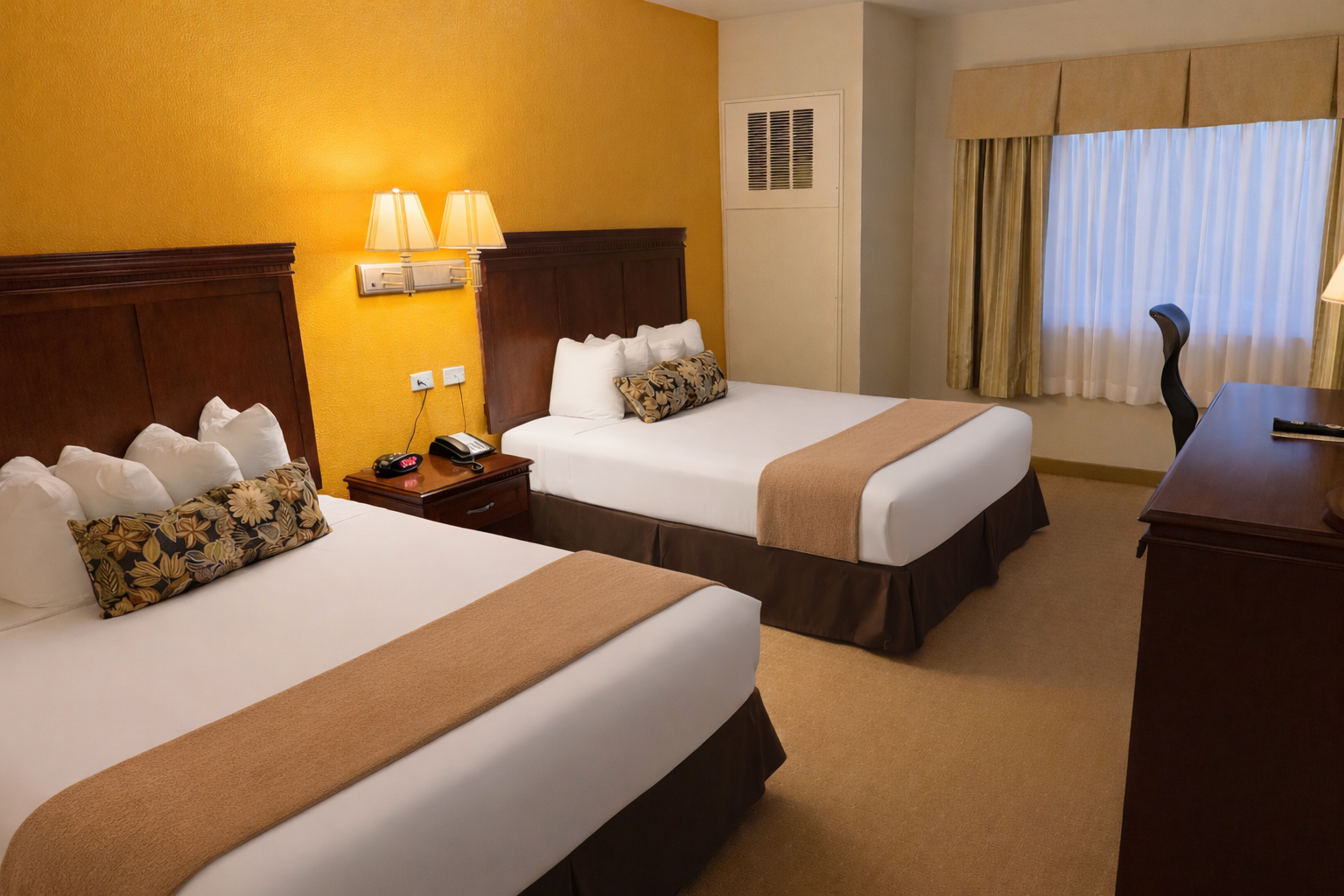  Comfortable Guest Rooms at The Montcler Hotel – Redberri Luxury Collection