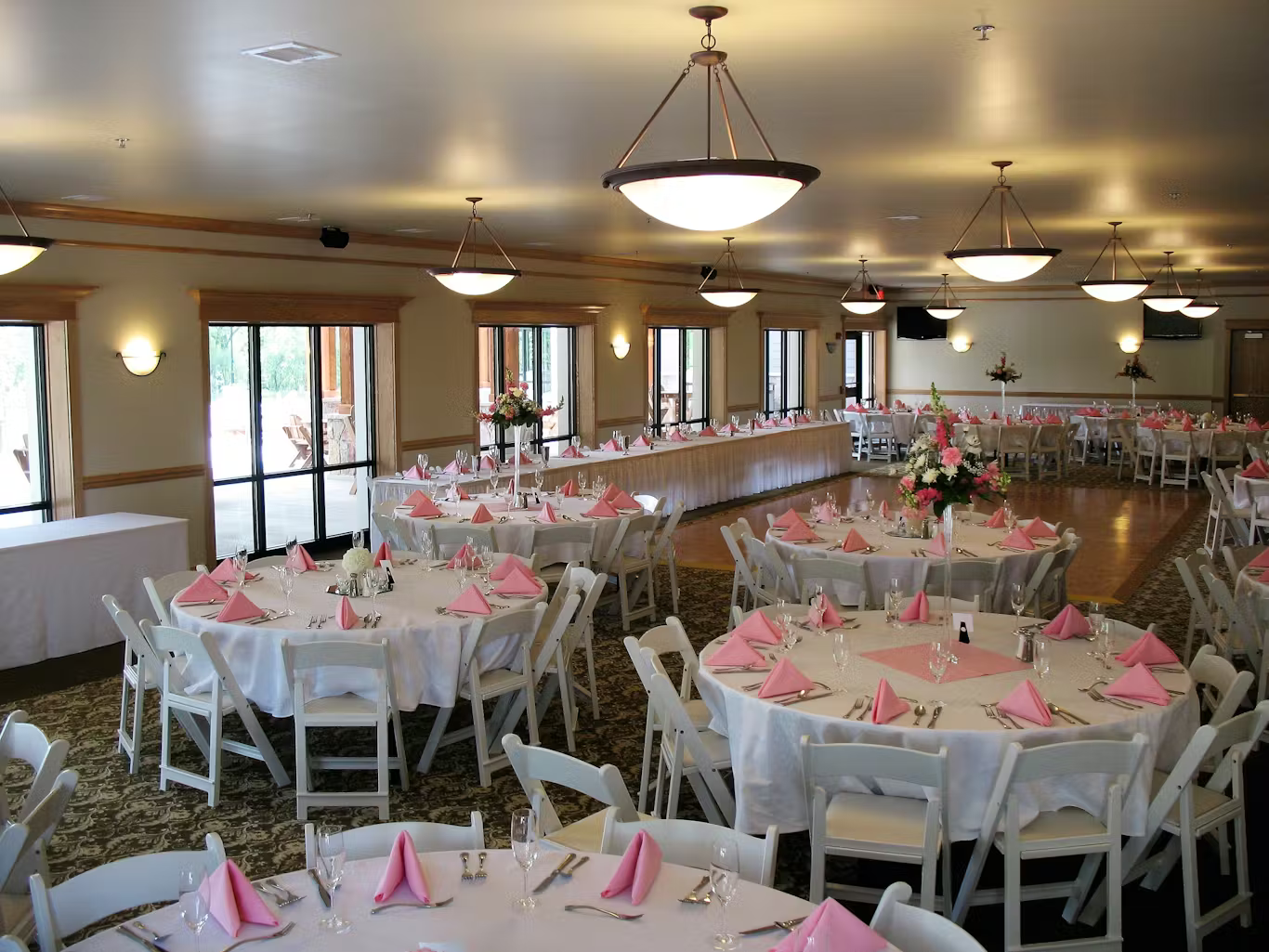 Meetings & Weddings at The Montcler Hotel – Redberri Luxury Collection